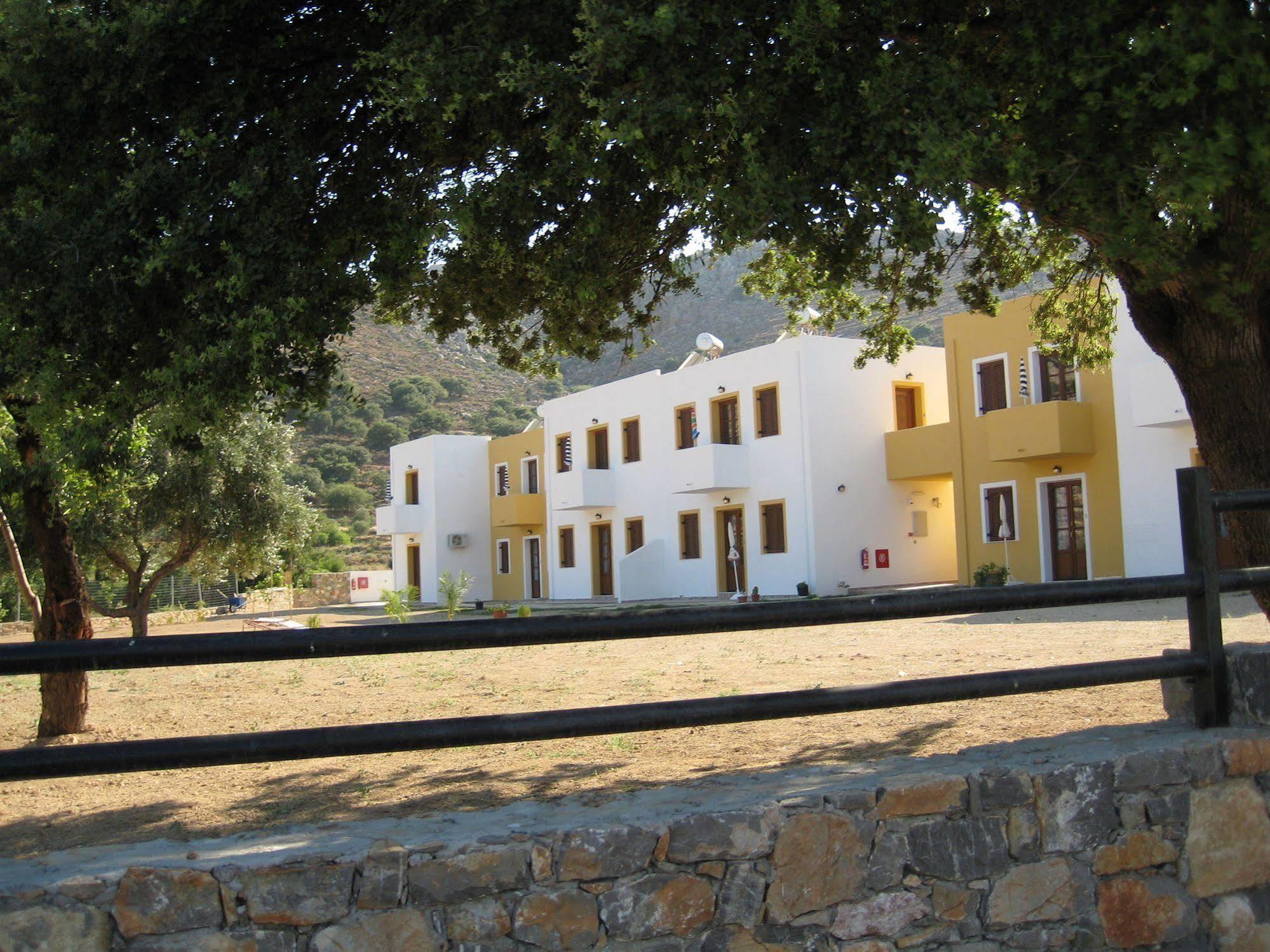 Tilos Fantasy Livadia  Bagian luar foto